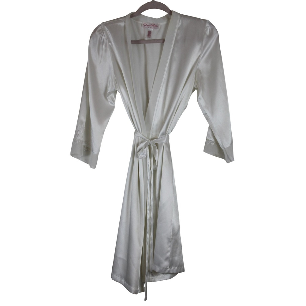 Oscar de la Renta Bridal Boudoir Romantic Glamorous White Satin Belted Robe XS
